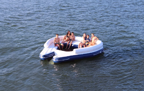 Надувной плавающий оазис