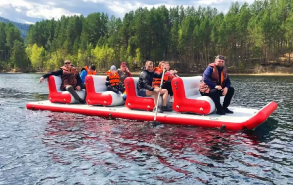 Надувной плот для туристического сплава