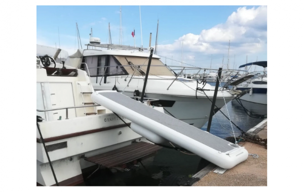 Трап для яхты