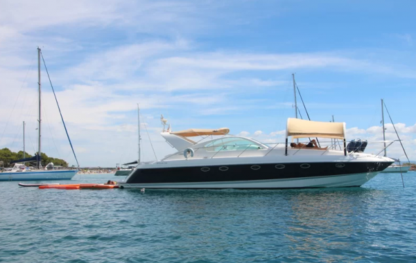 Надувной тент для яхты