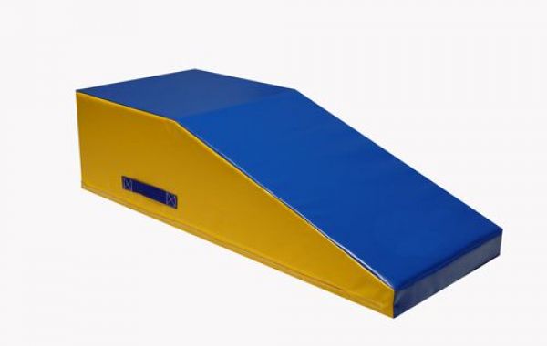 Трамплин горка гока  200 x 140 x 50