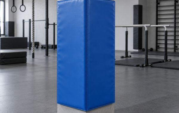 Мат угловой защитный ПВХ 150×30×8 см, угол 90 градусов, поролон 23 кг/м³