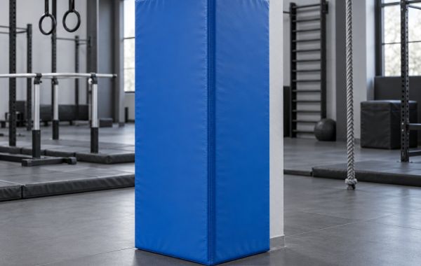 Мат угловой защитный ПВХ 200×30×8 см, угол 90 градусов, поролон 23 кг/м³