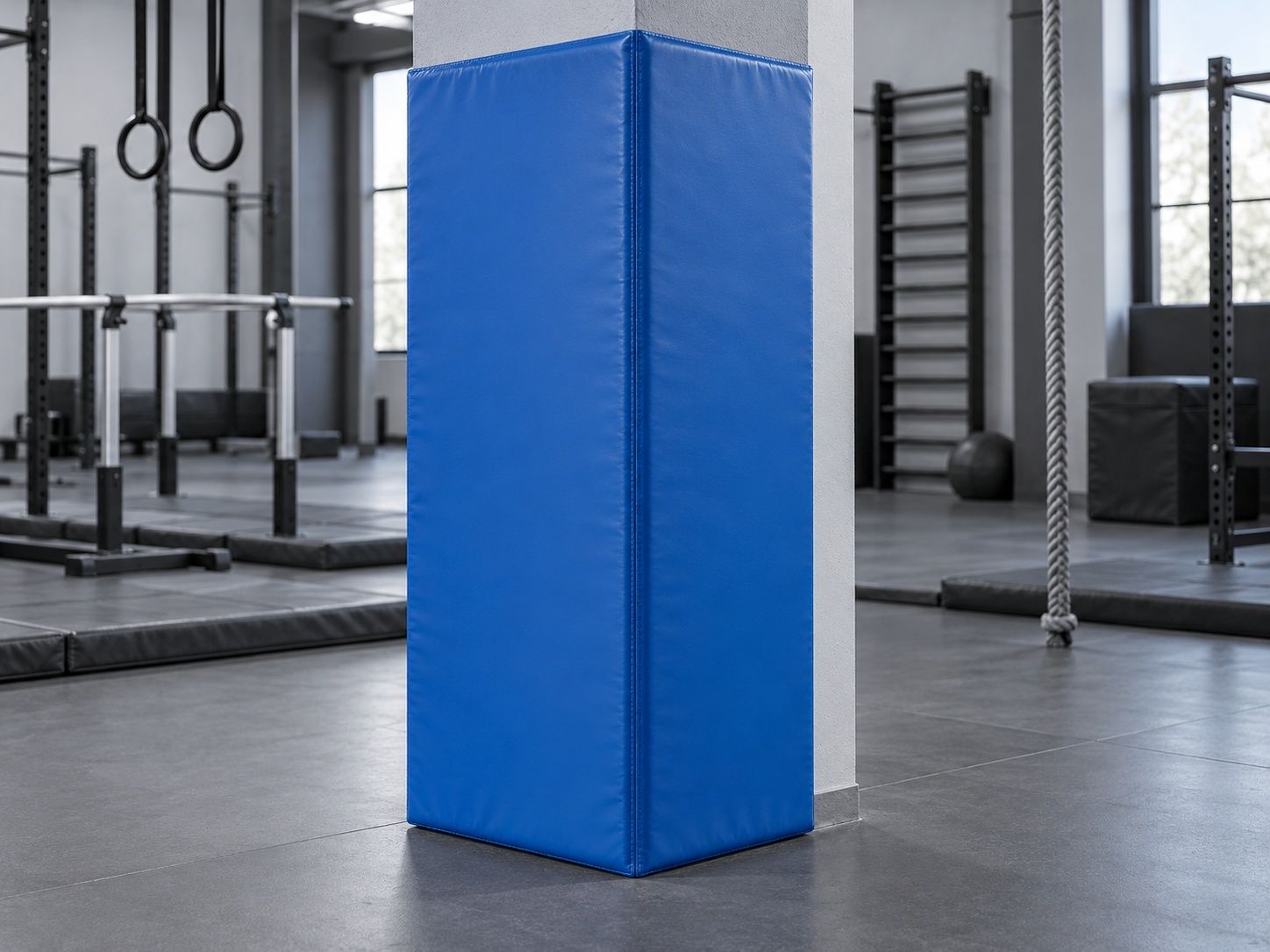 Мат угловой защитный ПВХ 200×30×8 см, угол 90 градусов, поролон 23 кг/м³