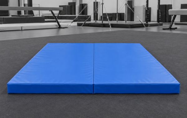 Мат складной гимнастический ПВХ 200×200×15 см, 2 секции, поролон 23 кг/м³